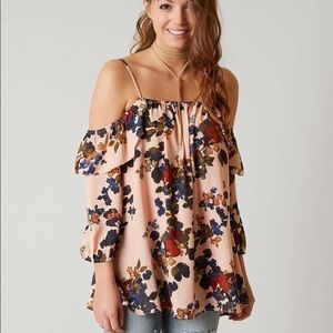 Gimmicks by BKE Floral Blouse Cold Shoulder XS
